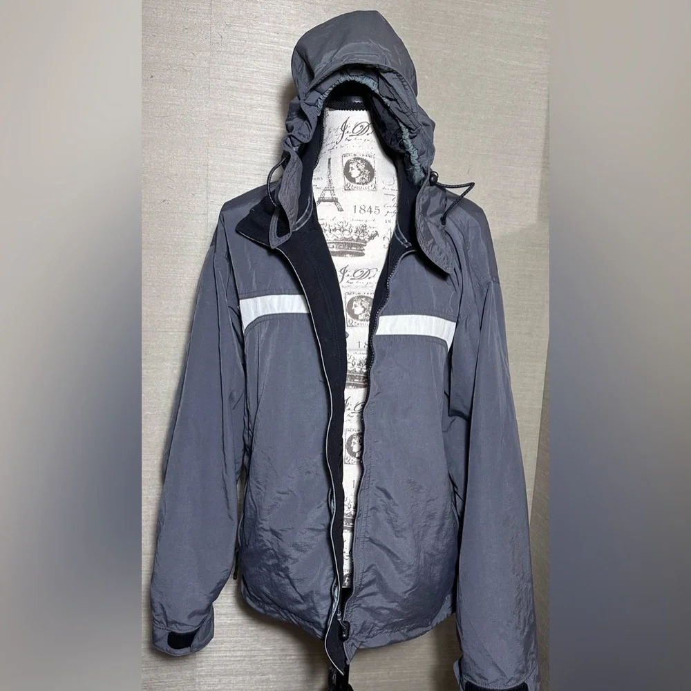 🧥 ⛈️🌬️Your New Favorite Dark Gray 